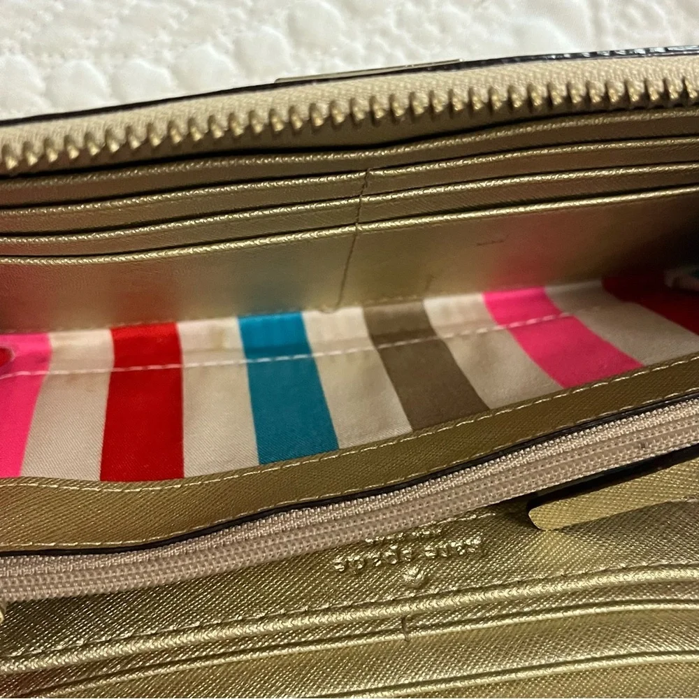 KATE SPADE Gold Zipper Wallet Rainbow White Stripe